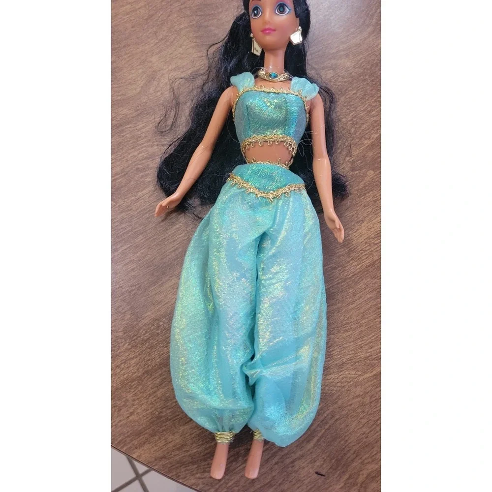 1994 Special Sparkles collection Jasmine Disney's Aladdin Barbie‎ Doll